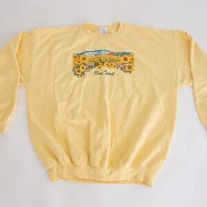 VTG Gildan Yellow Sunflower Barn Graphic Sweatshirt Cottagecore Grandmacore XL